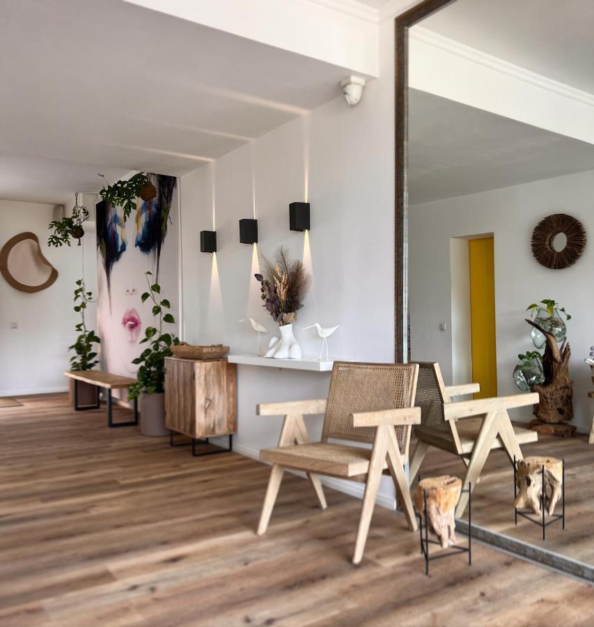 Shard Boutique Hotel-Adult Only Brasov Bagian luar foto