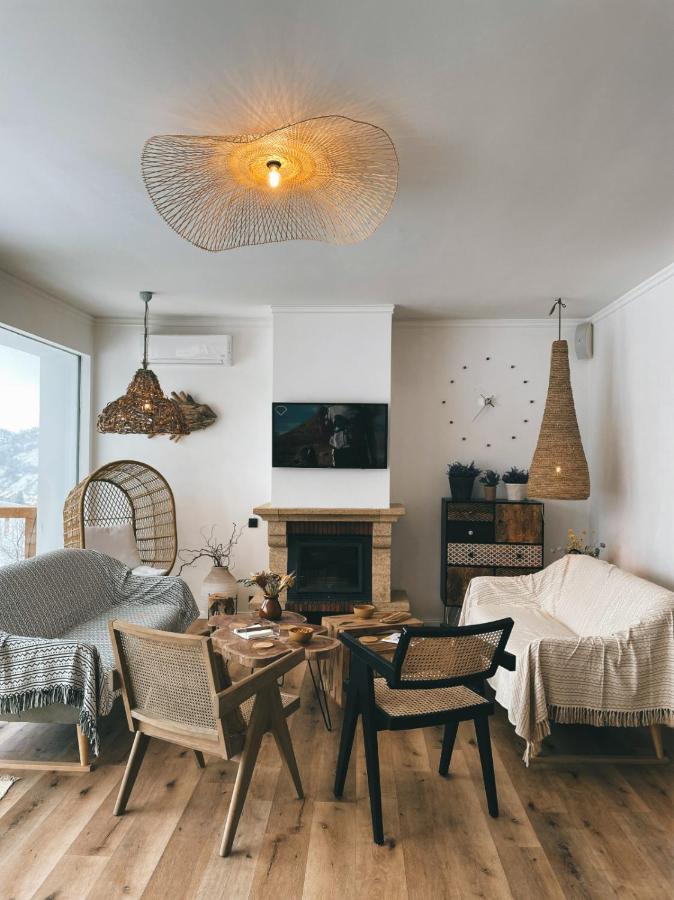 Shard Boutique Hotel-Adult Only Brasov Bagian luar foto