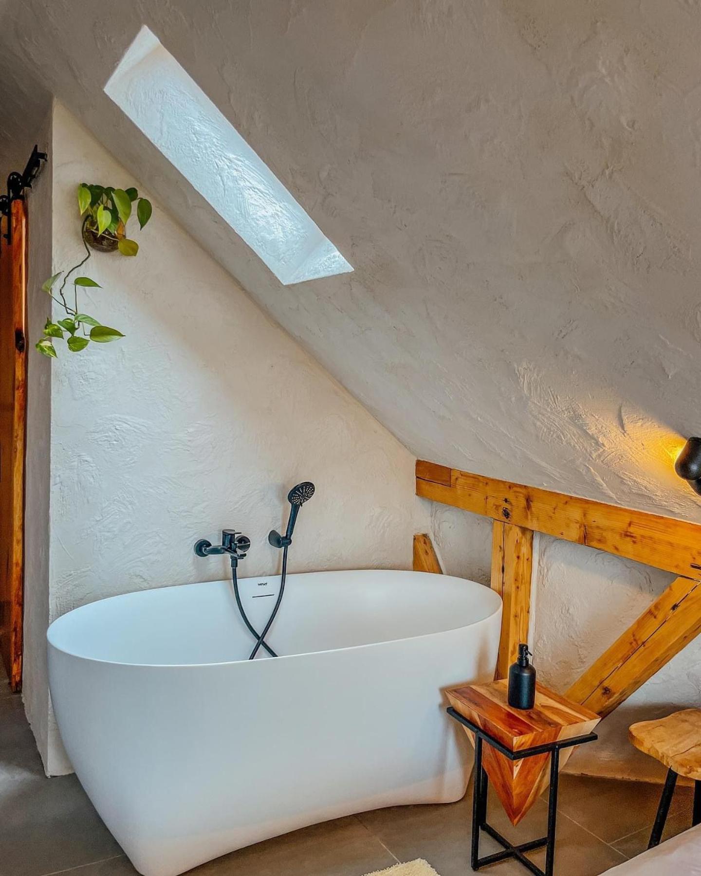 Shard Boutique Hotel-Adult Only Brasov Bagian luar foto